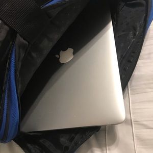 5/$25   LAPTOP BAG! Foray brand laptop bag with lots of compartments